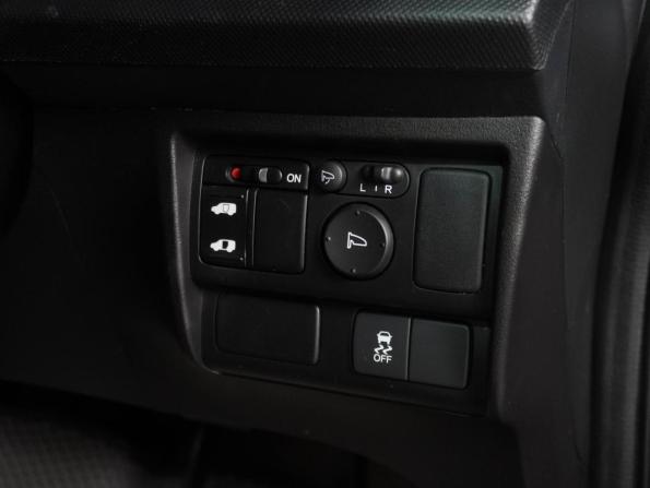 Honda Freed I Рестайлинг с пробегом 2014 года, цена 1 389 000 рублей, 117880 км, компактвэн, Автокод Объявления