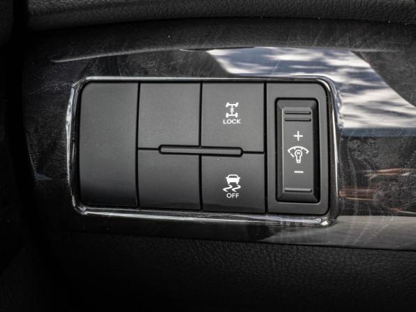 Kia Sorento II Рестайлинг с пробегом 2018 года, цена 2 150 000 рублей, 111460 км, внедорожник, Автокод Объявления