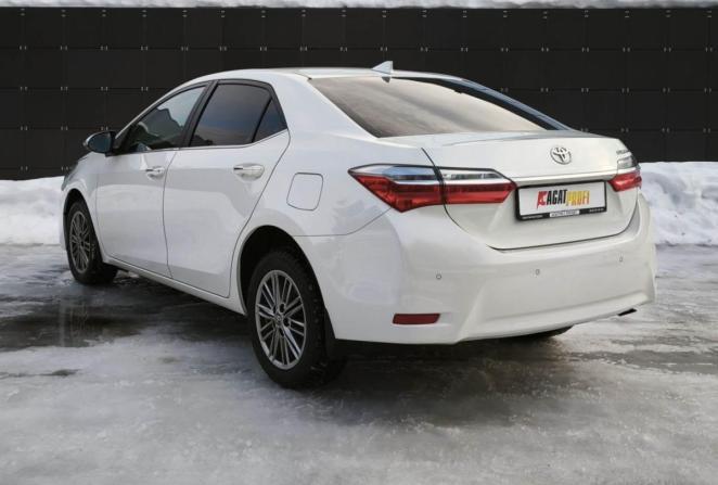 Toyota Corolla XI (E160 E170 E180) Рестайлинг 1 с пробегом 2018 года, цена 1 645 000 рублей, 83020 км, седан, Автокод Объявления