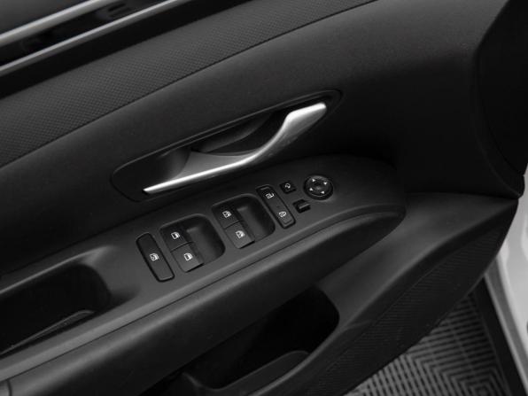 Hyundai Tucson IV с пробегом 2022 года, цена 3 300 000 рублей, 82652 км, внедорожник, Автокод Объявления
