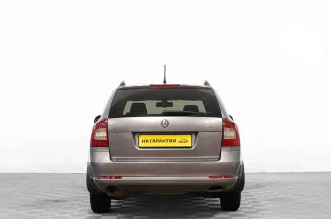 Skoda Octavia II (A5) Рестайлинг с пробегом 2011 года, цена 649 000 рублей, 323000 км, универсал, Автокод Объявления