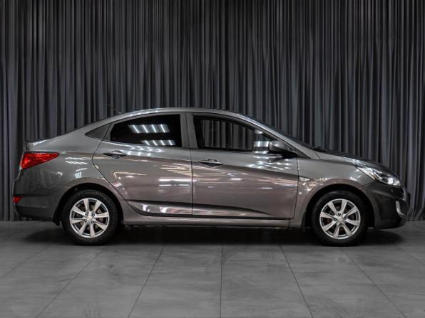 Hyundai Solaris I с пробегом 2012 года, цена 819 000 рублей, 190054 км, седан, Автокод Объявления