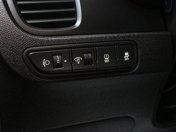 Kia Rio IV с пробегом 2019 года, цена 1 458 100 рублей, 140676 км, хэтчбек, Автокод Объявления