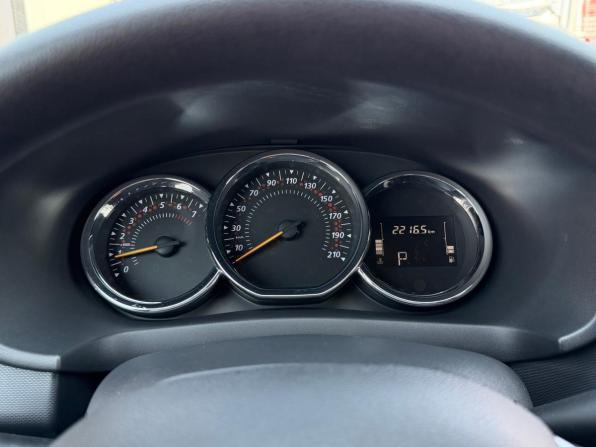 Renault Sandero II Рестайлинг с пробегом 2020 года, цена 1 200 000 рублей, 81000 км, хэтчбек, Автокод Объявления