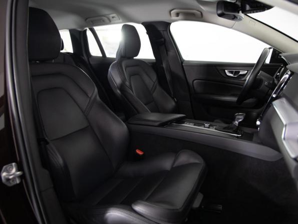 Volvo V60 II с пробегом 2019 года, цена 2 199 000 рублей, 199658 км, универсал, Автокод Объявления