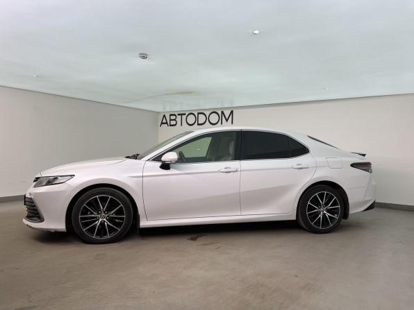 Toyota Camry VIII (XV70) Рестайлинг с пробегом 2023 года, цена 3 300 000 рублей, 44850 км, седан, Автокод Объявления