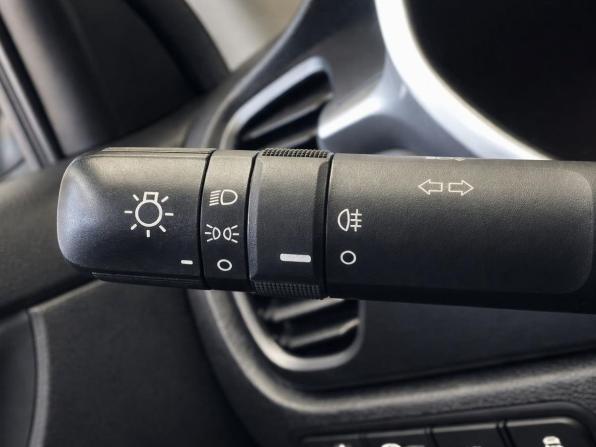 Kia Rio IV Рестайлинг с пробегом 2020 года, цена 1 367 000 рублей, 60997 км, седан, Автокод Объявления