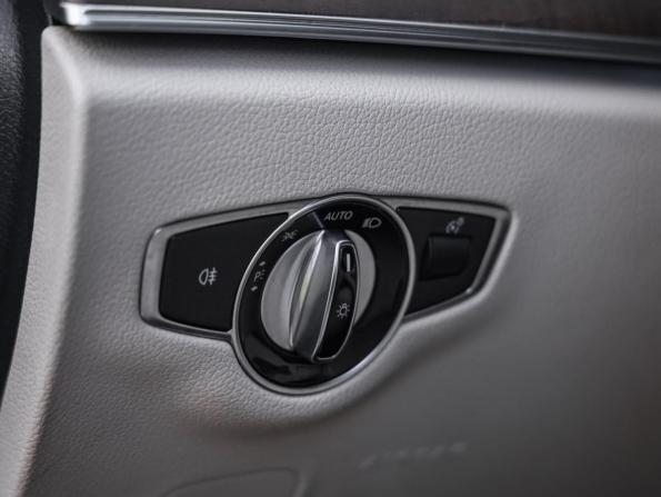 Mercedes-Benz E-Класс V (W213 S213 C238) с пробегом 2016 года, цена 2 049 000 рублей, 225388 км, седан, Автокод Объявления