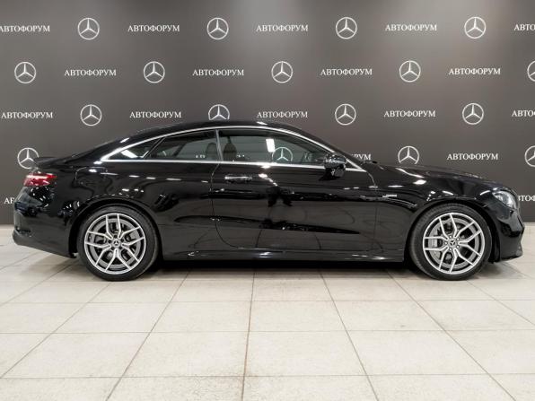 Mercedes-Benz E-Класс AMG V (W213) Рестайлинг с пробегом 2021 года, цена 6 750 000 рублей, 75692 км, купе, Автокод Объявления