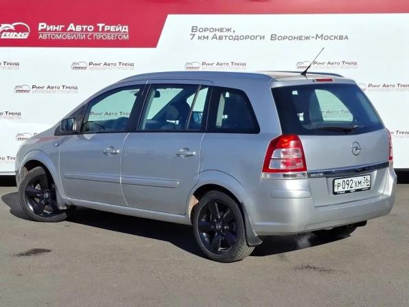 Opel Zafira B Рестайлинг с пробегом 2013 года, цена 810 000 рублей, 210911 км, минивэн, Автокод Объявления