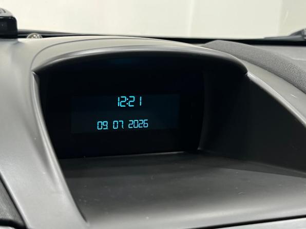Ford Fiesta Mk6 Рестайлинг с пробегом 2015 года, цена 695 000 рублей, 209185 км, хэтчбек, Автокод Объявления