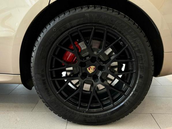 Porsche Macan I с пробегом 2015 года, цена 3 349 000 рублей, 107590 км, внедорожник, Автокод Объявления