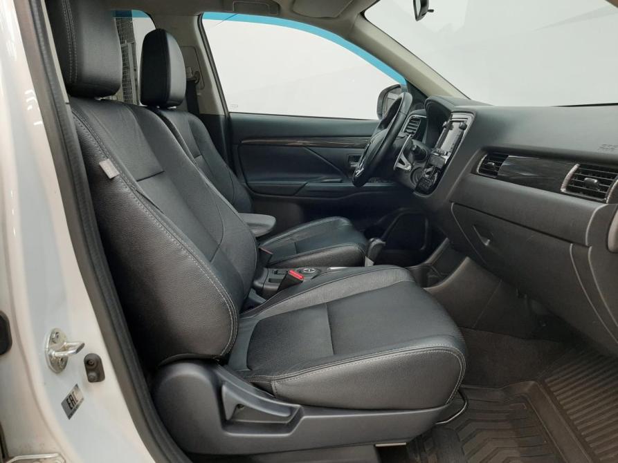 Mitsubishi Outlander III Рестайлинг 2 Москва  - изображение 11