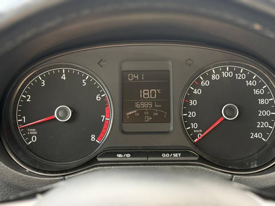 Volkswagen Polo V Рестайлинг Екатеринбург  - изображение 21