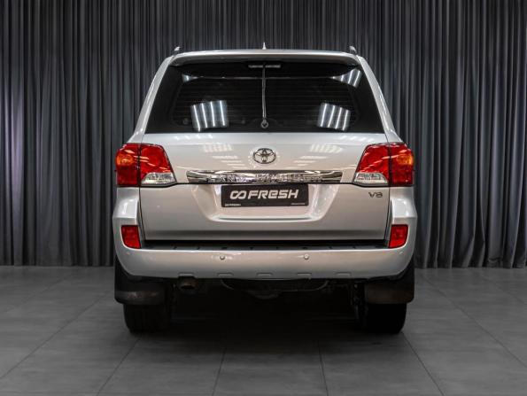 Toyota Land Cruiser 200 Series Рестайлинг 1 с пробегом 2013 года, цена 3 999 000 рублей, 183367 км, внедорожник, Автокод Объявления