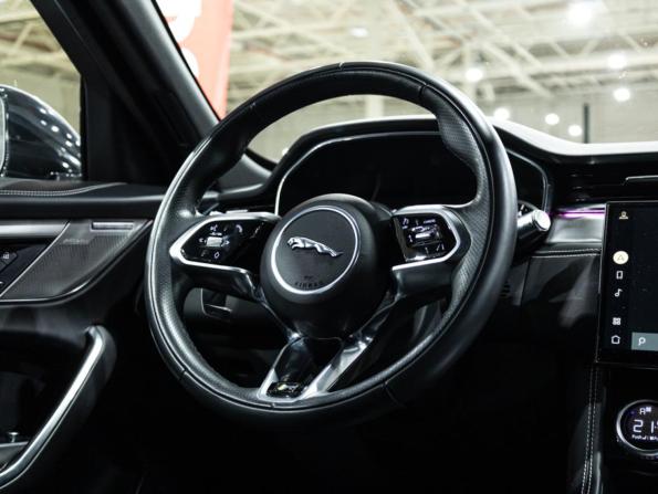 Jaguar F-Pace I Рестайлинг с пробегом 2022 года, цена 5 999 700 рублей, 38000 км, внедорожник, Автокод Объявления
