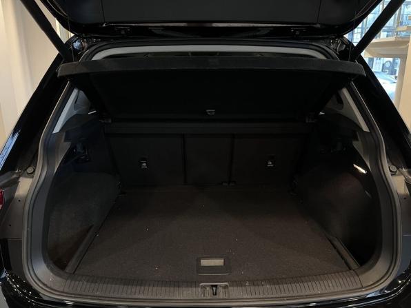 Volkswagen Tiguan II с пробегом 2018 года, цена 2 070 000 рублей, 192212 км, внедорожник, Автокод Объявления