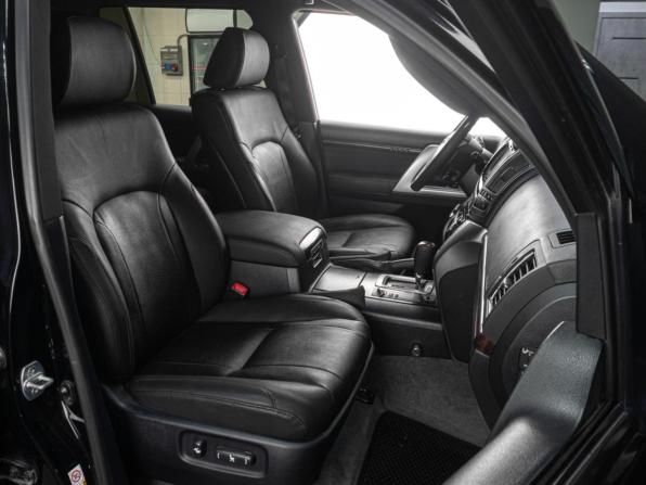 Toyota Land Cruiser 200 Series Рестайлинг 1 с пробегом 2012 года, цена 4 149 000 рублей, 217178 км, внедорожник, Автокод Объявления
