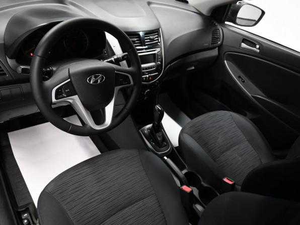 Hyundai Solaris I с пробегом 2014 года, цена 825 000 рублей, 165069 км, седан, Автокод Объявления