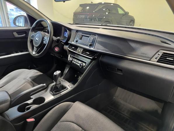 Kia Optima IV с пробегом 2018 года, цена 1 700 000 рублей, 72989 км, седан, Автокод Объявления