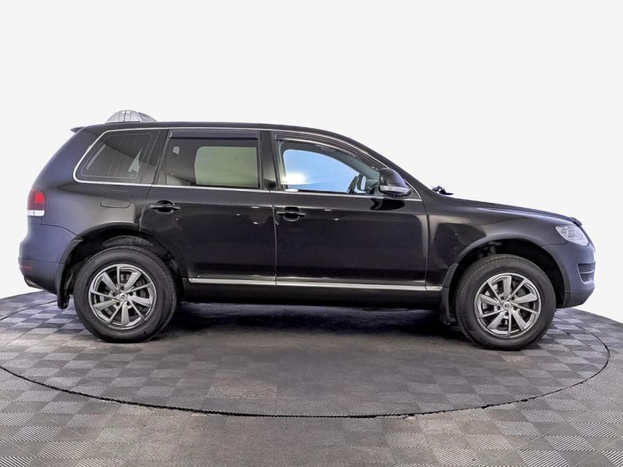 Volkswagen Touareg I Рестайлинг Москва  - изображение 4