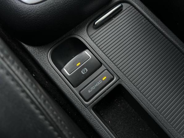 Volkswagen Tiguan I Рестайлинг с пробегом 2012 года, цена 1 580 000 рублей, 225032 км, внедорожник, Автокод Объявления