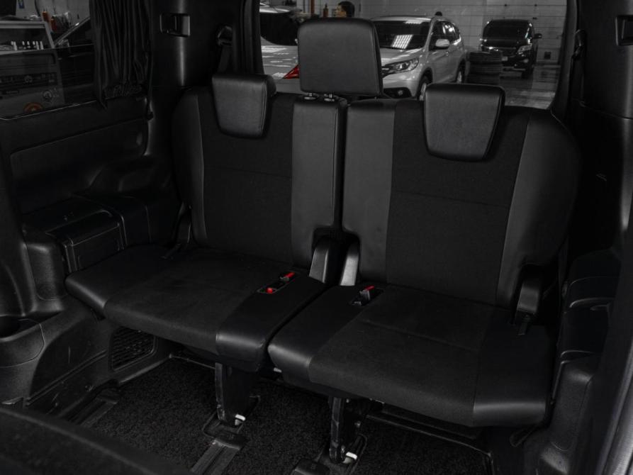 Toyota Noah III (R80) Рестайлинг Тюмень  - изображение 9