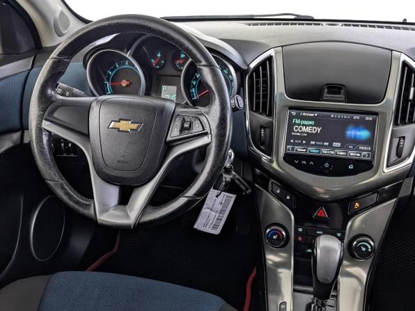 Chevrolet Cruze I Рестайлинг с пробегом 2015 года, цена 820 000 рублей, 156678 км, хэтчбек, Автокод Объявления