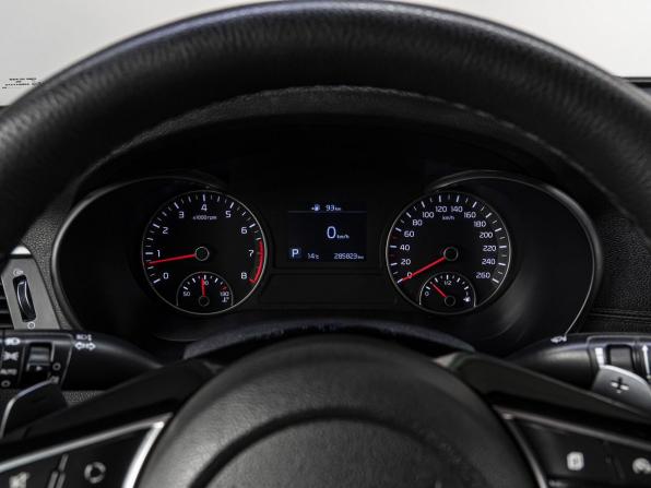Kia Optima IV Рестайлинг с пробегом 2019 года, цена 1 379 000 рублей, 285823 км, седан, Автокод Объявления