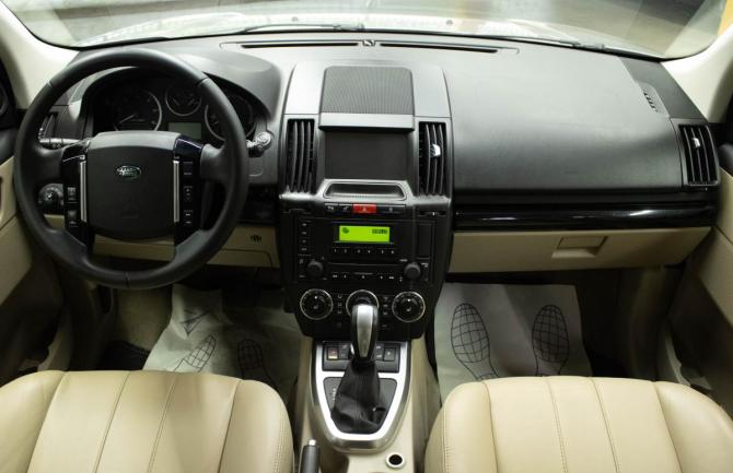 Land Rover Freelander II Рестайлинг с пробегом 2011 года, цена 1 399 000 рублей, 173885 км, внедорожник, Автокод Объявления