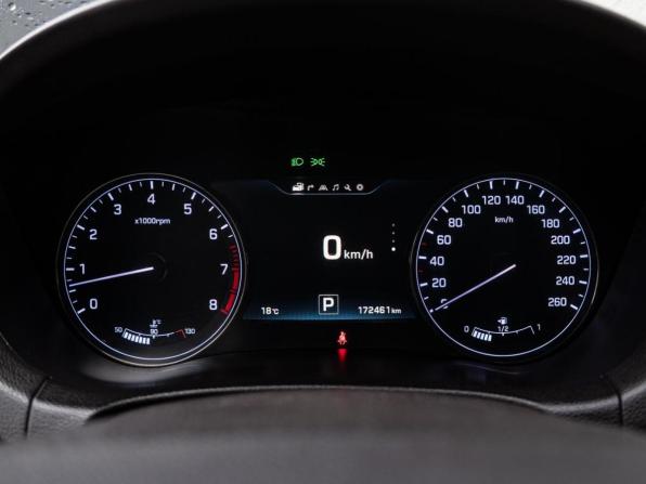 Hyundai Genesis II с пробегом 2014 года, цена 1 950 000 рублей, 172461 км, седан, Автокод Объявления