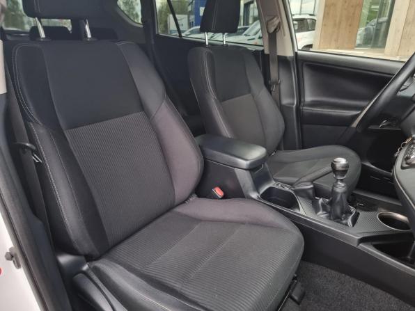 Toyota RAV4 IV (XA40) с пробегом 2013 года, цена 1 999 000 рублей, 140818 км, внедорожник, Автокод Объявления