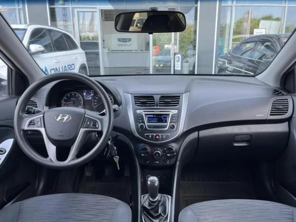 Hyundai Solaris I Рестайлинг с пробегом 2015 года, цена 920 000 рублей, 170200 км, седан, Автокод Объявления