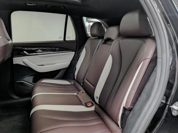 Geely Monjaro I с пробегом 2023 года, цена 3 250 000 рублей, 37140 км, внедорожник, Автокод Объявления