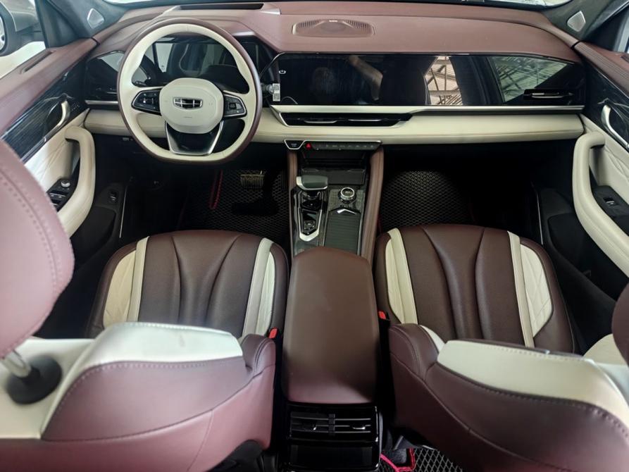 Geely Monjaro I Москва  - изображение 9