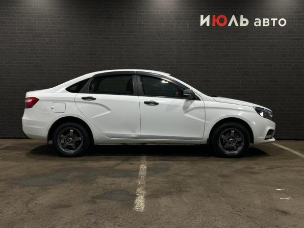 Lada (ВАЗ) Vesta I с пробегом 2017 года, цена 800 000 рублей, 120627 км, седан, Автокод Объявления