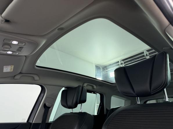Renault Scenic IV с пробегом 2018 года, цена 1 760 000 рублей, 184899 км, компактвэн, Автокод Объявления