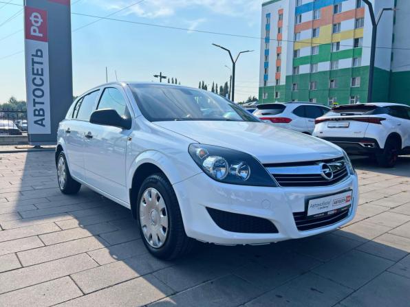 Opel Astra H Рестайлинг с пробегом 2014 года, цена 686 900 рублей, 140229 км, хэтчбек, Автокод Объявления