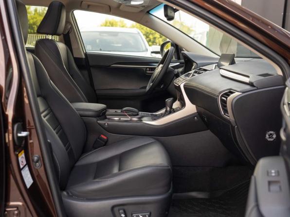 Lexus NX I с пробегом 2016 года, цена 2 600 000 рублей, 140920 км, внедорожник, Автокод Объявления