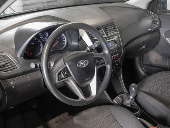 Hyundai Solaris I Рестайлинг с пробегом 2015 года, цена 760 000 рублей, 171383 км, седан, Автокод Объявления