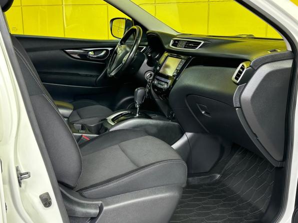 Nissan Qashqai II с пробегом 2018 года, цена 1 599 000 рублей, 150115 км, внедорожник, Автокод Объявления