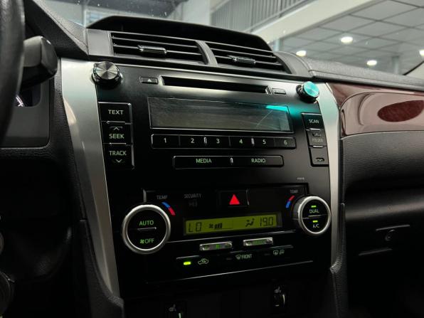 Toyota Camry VII (XV50) с пробегом 2012 года, цена 1 540 000 рублей, 215000 км, седан, Автокод Объявления