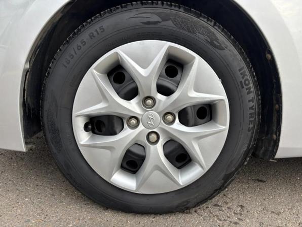 Hyundai Solaris I Рестайлинг с пробегом 2014 года, цена 971 601 рубль, 147506 км, хэтчбек, Автокод Объявления
