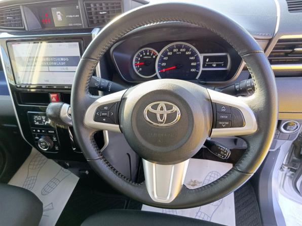 Toyota Roomy I с пробегом 2018 года, цена 1 320 000 рублей, 131000 км, минивэн, Автокод Объявления