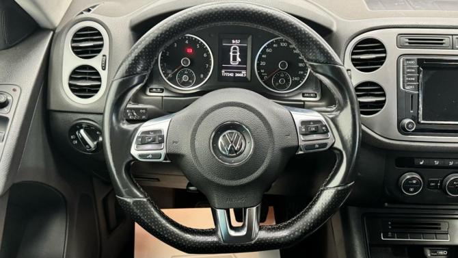 Volkswagen Tiguan I Рестайлинг с пробегом 2016 года, цена 1 650 000 рублей, 177215 км, внедорожник, Автокод Объявления