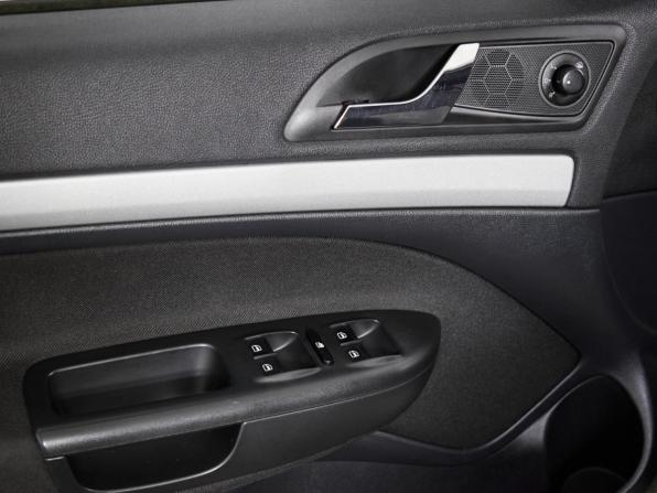 Skoda Octavia II (A5) Рестайлинг с пробегом 2013 года, цена 700 000 рублей, 252058 км, лифтбек, Автокод Объявления
