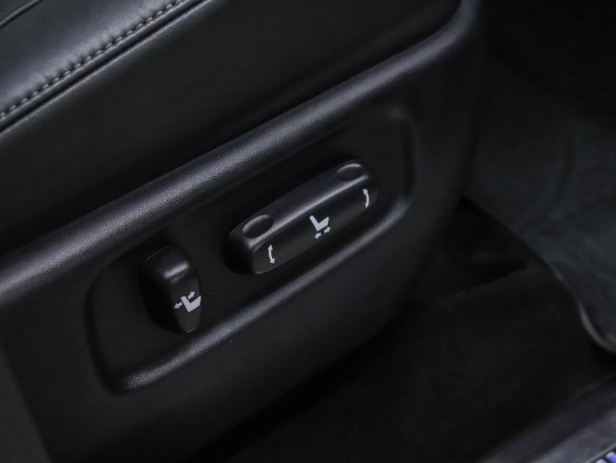 Toyota Land Cruiser 200 Series Рестайлинг 2 Красноярск  - изображение 35
