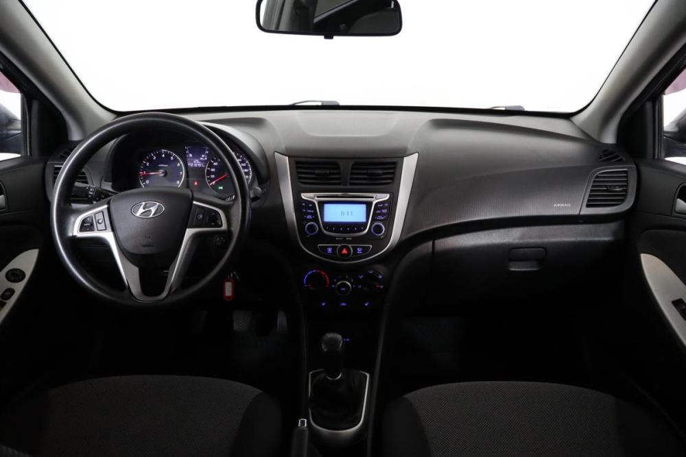 Hyundai Solaris I Санкт-Петербург  - изображение 9