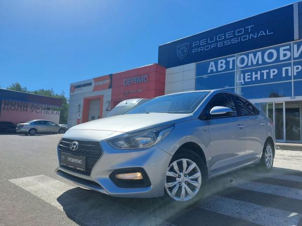 Hyundai Solaris II с пробегом 2017 года, цена 1 230 000 рублей, 121486 км, седан, Автокод Объявления