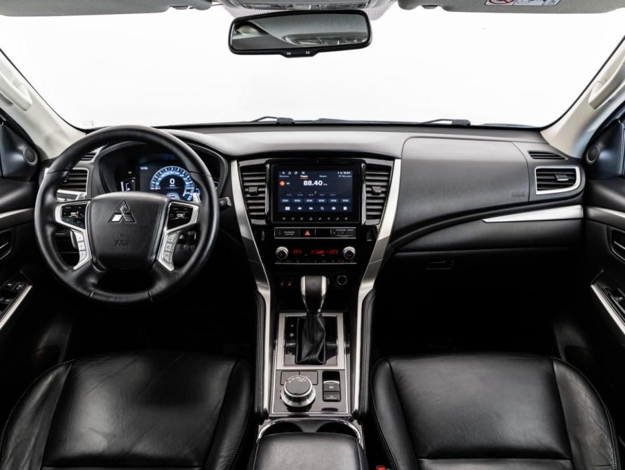 Mitsubishi Pajero Sport III Рестайлинг Санкт-Петербург  - изображение 11